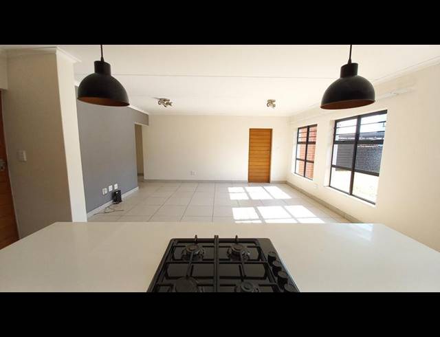 3 BEDROOM PROPERTY TO RENT IN GLEN MARAIS